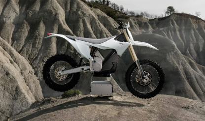 FREE-SHIPPING | STARK VARG | Top Speed 70mph | Just 65 in Stock