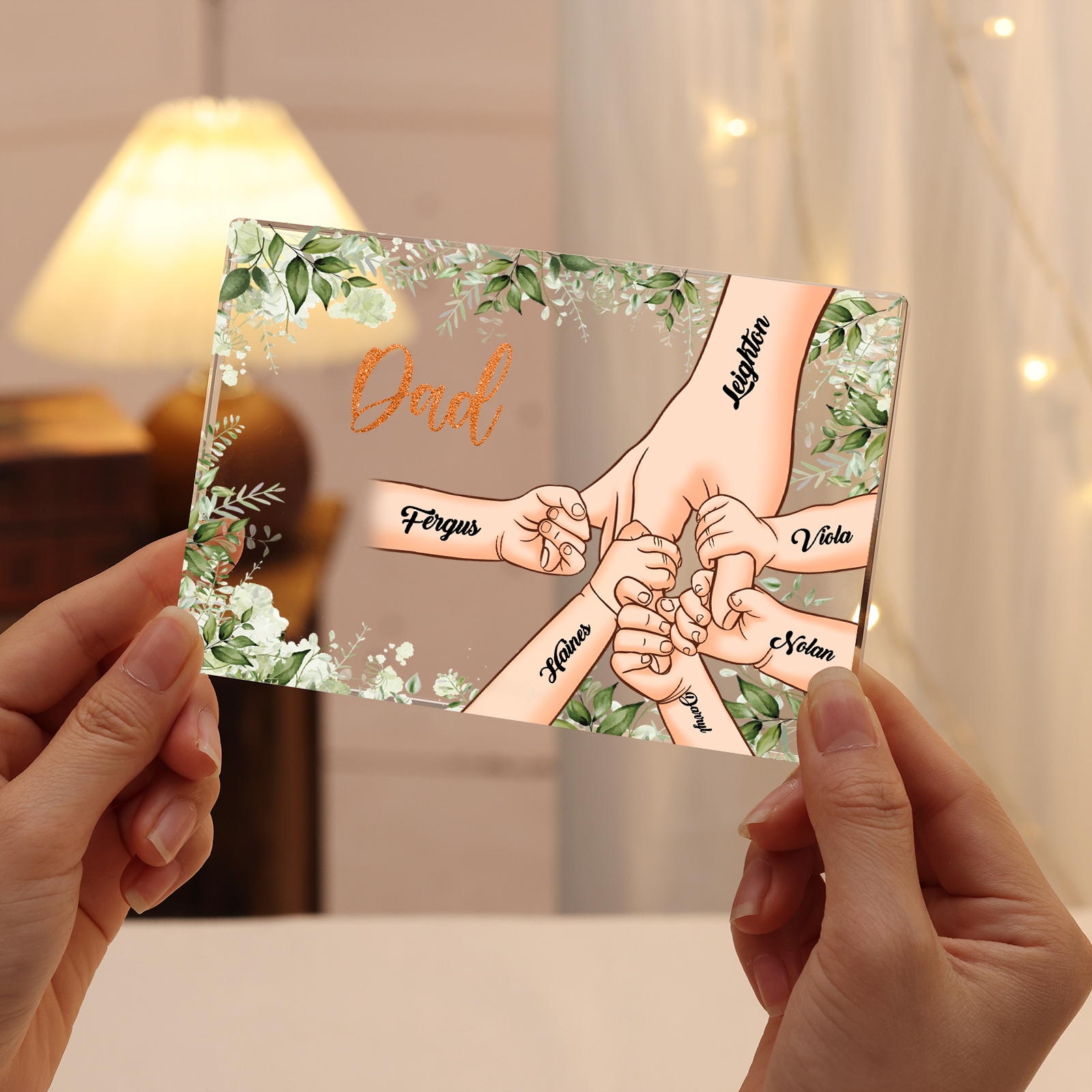 6 Names & 1 Text Personalised Acrylic Plaque for Dad - Custom Holding Hands Style | Jessemade
