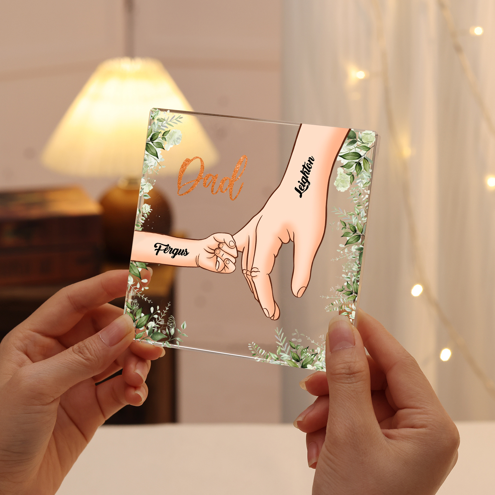 2 Names & 1 Text Personalised Acrylic Plaque for Dad - Custom Holding Hands Father's Day Gift | Jessemade