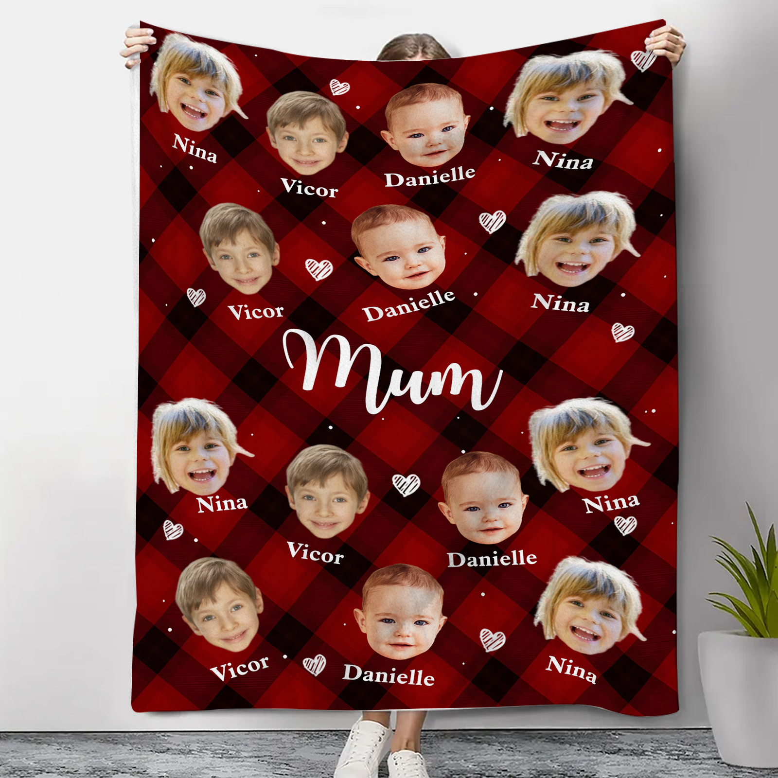 Personalised Flannel Blanket – with Custom 2 Characters & Names – Unique Mother's Day Gifts for Her | Jessemade