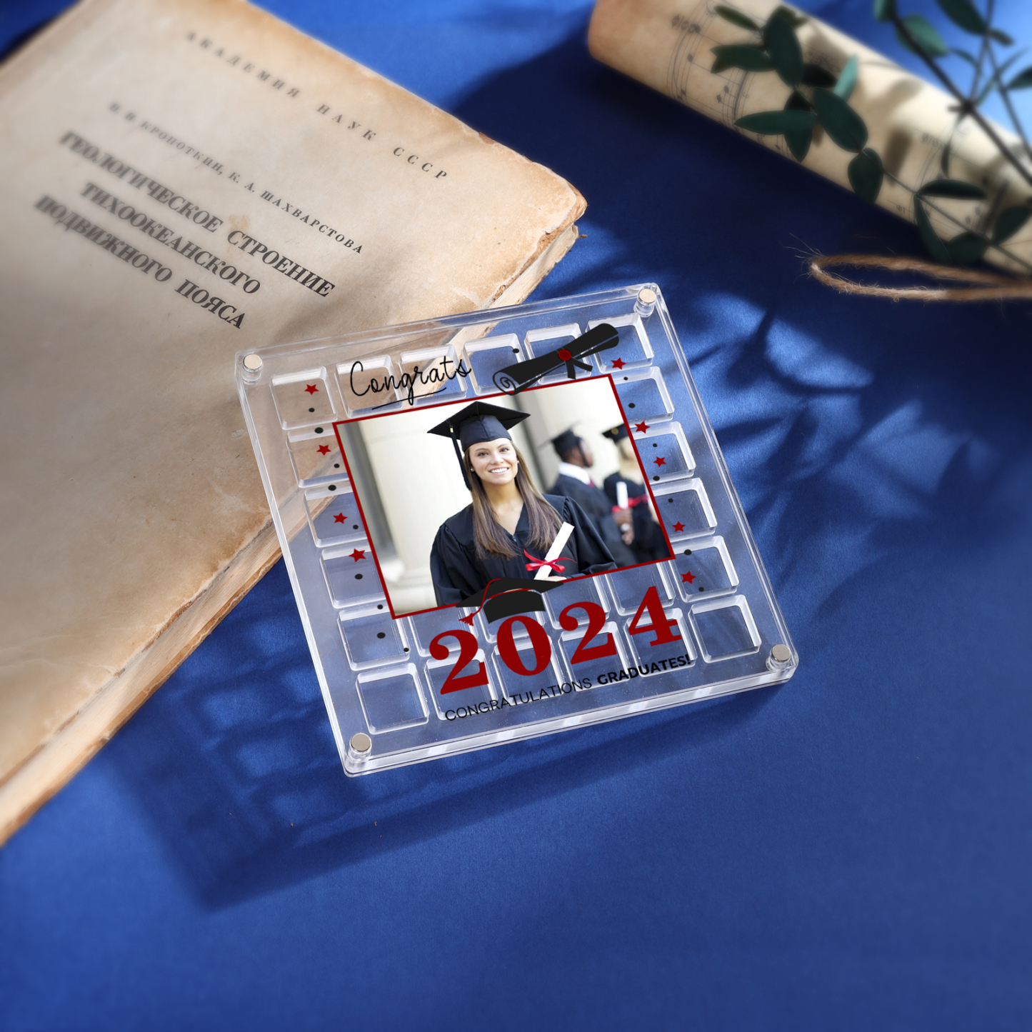 Personalised Acrylic Graduation Gift, Customized Photo、Date and Text Acrylic Ornament Gift For Her/Him