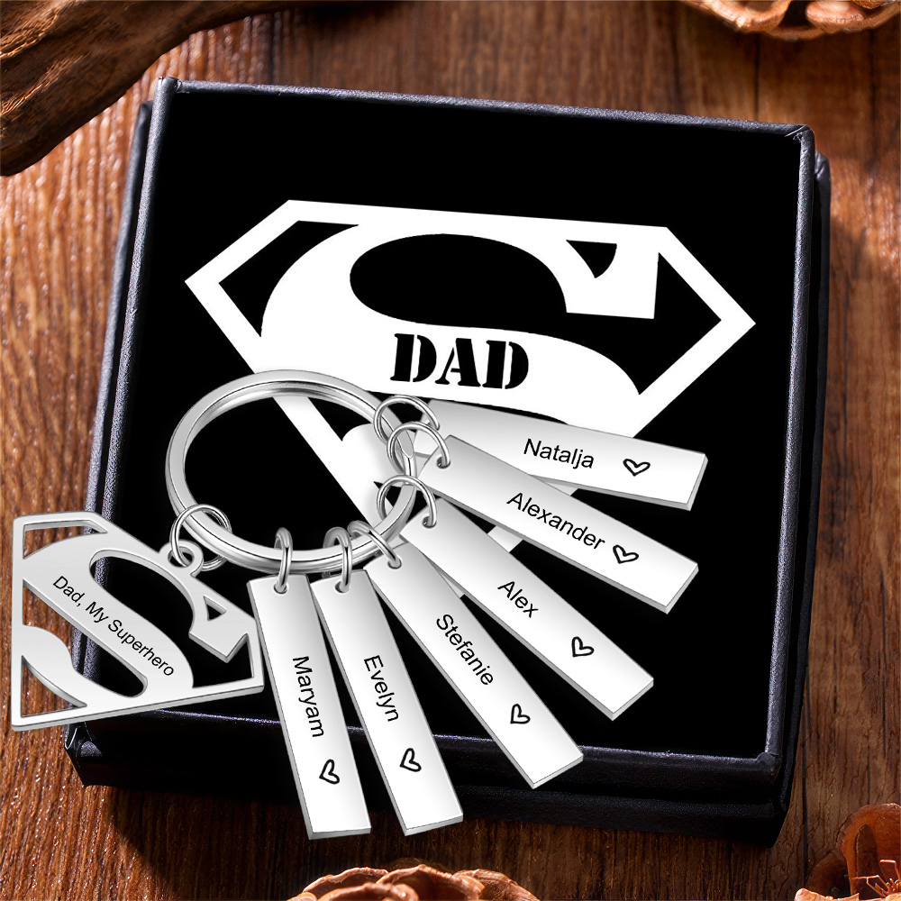 Personalised Superman Keyring with 1–6 Names & Custom Text Family Keychain Gift for Dad, Husband or Grandad