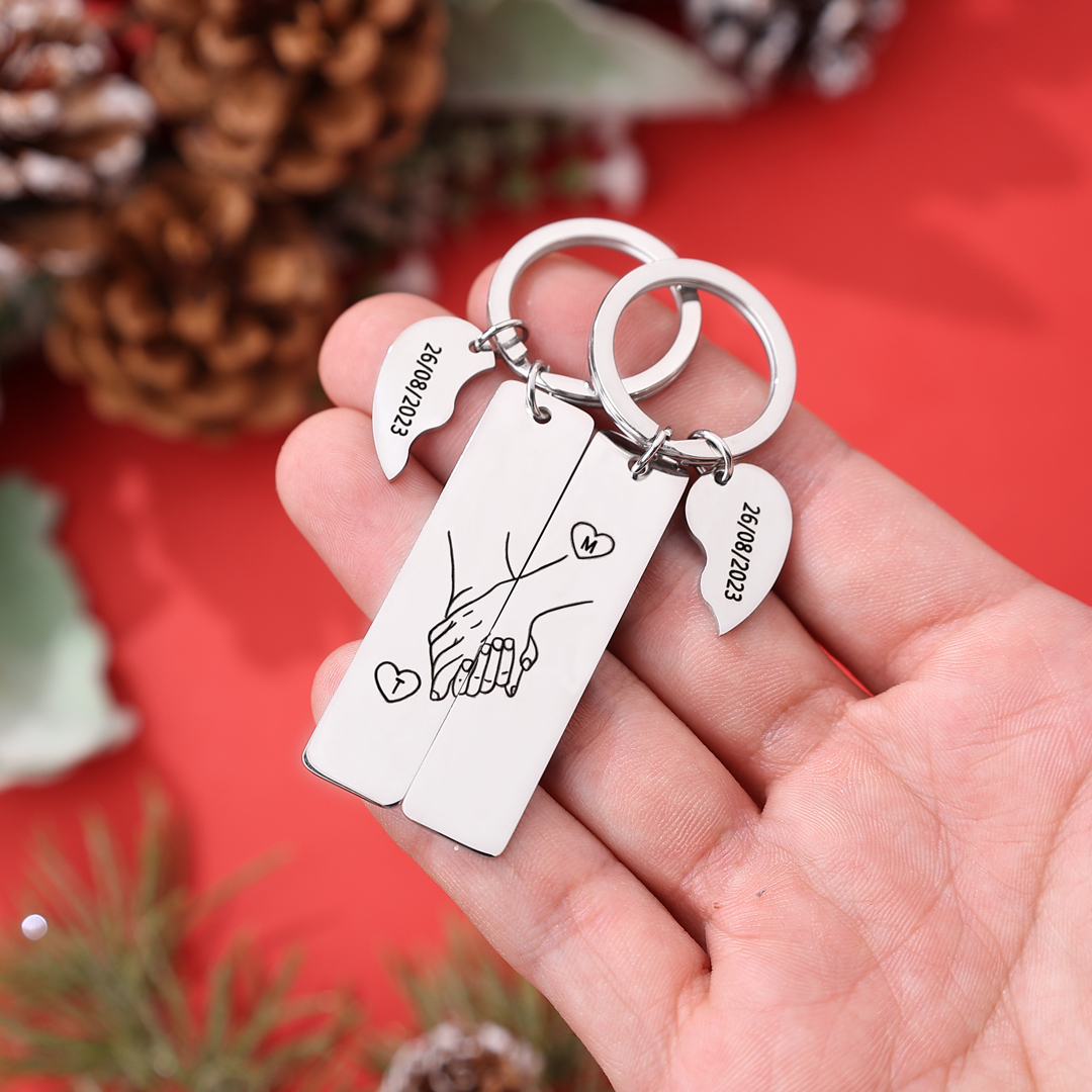 Personalised Hand in Hand Couple Keyring Set Engrave Name Matching Couple Gifts, Special Gift Set with Gift Card Gift Box For Him