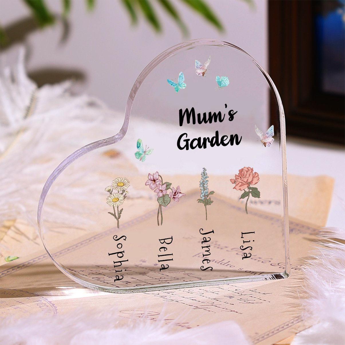 Customized 1-6 Names Birth Flower Name Acrylic Heart Shaped Ornament Butterfly Style Plaque Decoration for Mum/Nana