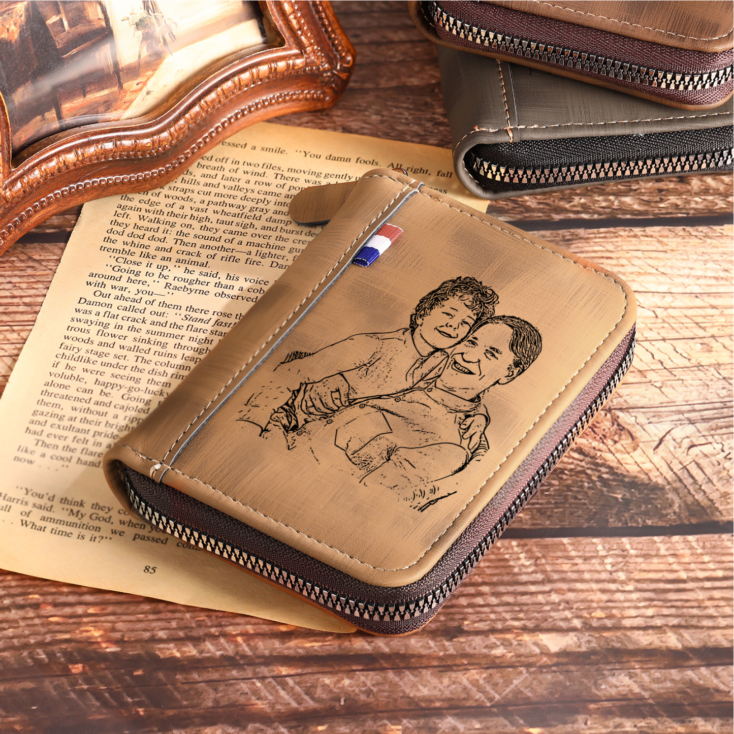 2 Names - Personalised Fist Bump Fist Bump Photo Custom Leather Men's Zipper Wallet as a Father's Day Gift for Dad