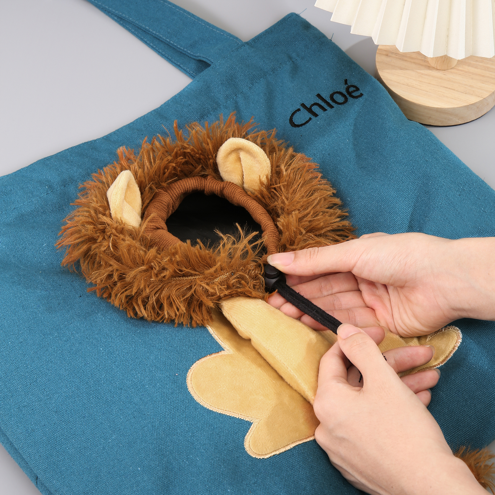 Personalised Name Cat Carrier Bag Cute Lion-Shaped Cat Carrying Bag Large Capacity Cat Canvas Tote Bag For Small Animals Dogs Cats