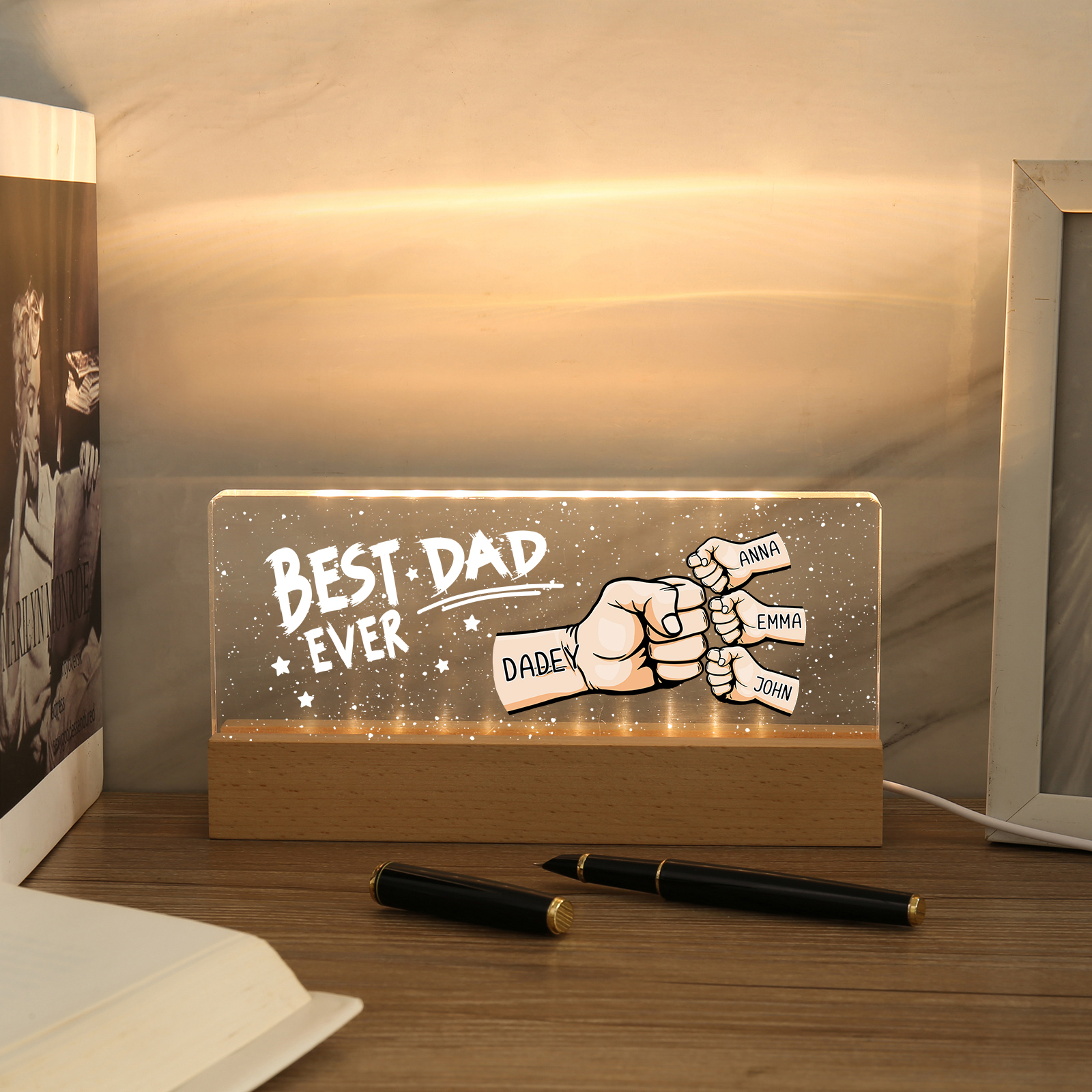 4 Names - Personalised Fist Bump Lamp - Best Dad Ever - Father's Day Gift for Dad