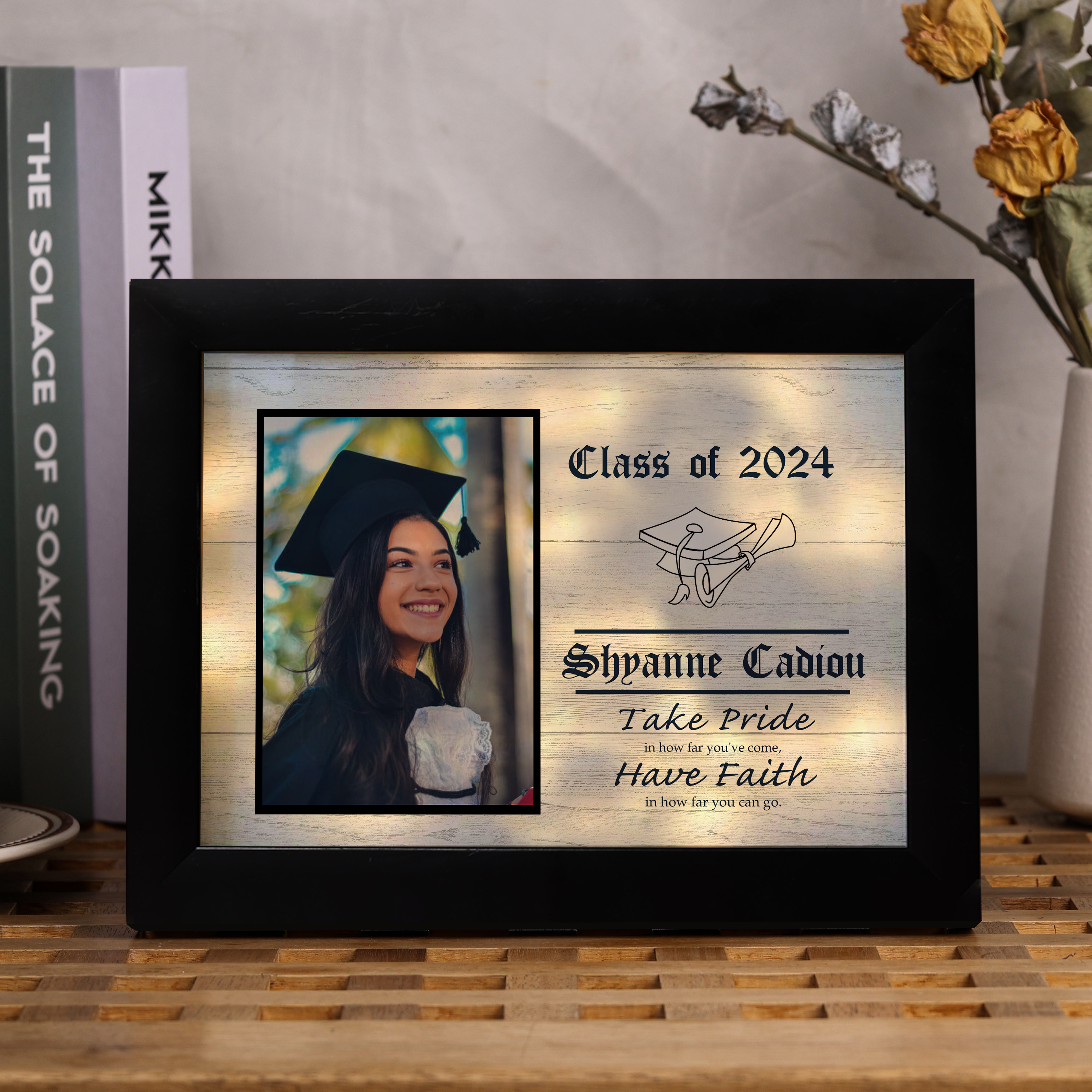 2024 Graduation Gift - Personalised Year & Photo & Name Frame Night Light LED Night Light Gift for Her/Him