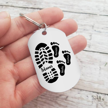4 Names - Personalised Footprint Pattern Keyring Custom Named Father's Day Gift for Dad