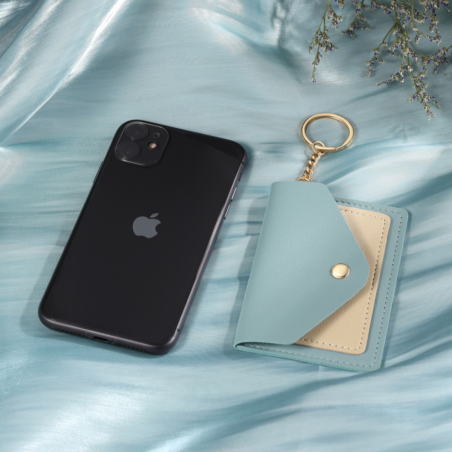 Personalised PU Leather Card Holder with Keychain – Stylish & Practical Gift