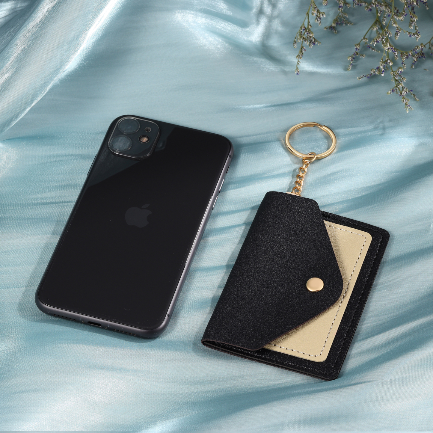 Personalised PU Leather Card Holder with Keychain – Stylish & Practical Gift