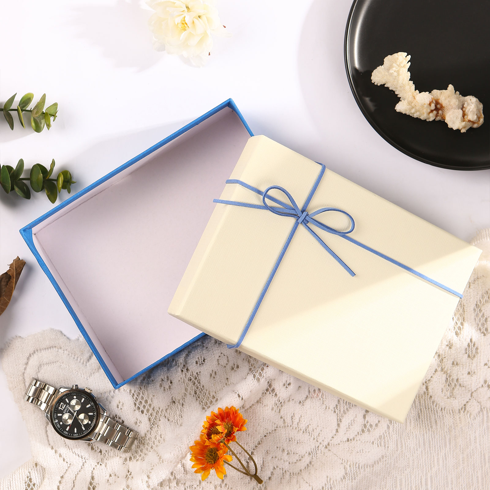 Elegant Gift Box for Wallets/Ornaments – Perfect Gift Wrapping Solution for Loved Ones