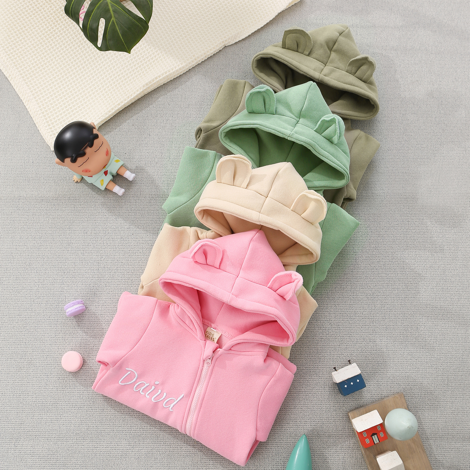 Personalized Baby Onesie – Customized Gray Green Cotton Romper with Name – Exclusive Baby Gift | Jessemade