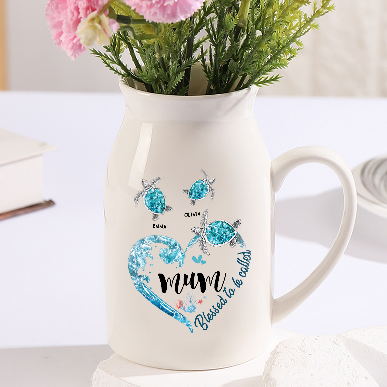 Personalised Ceramic Vase – Custom 2-8 Names & Texts - Heart & Sea Turtle Design  – Unique Mother's Day Gifts for Her | Jessemade