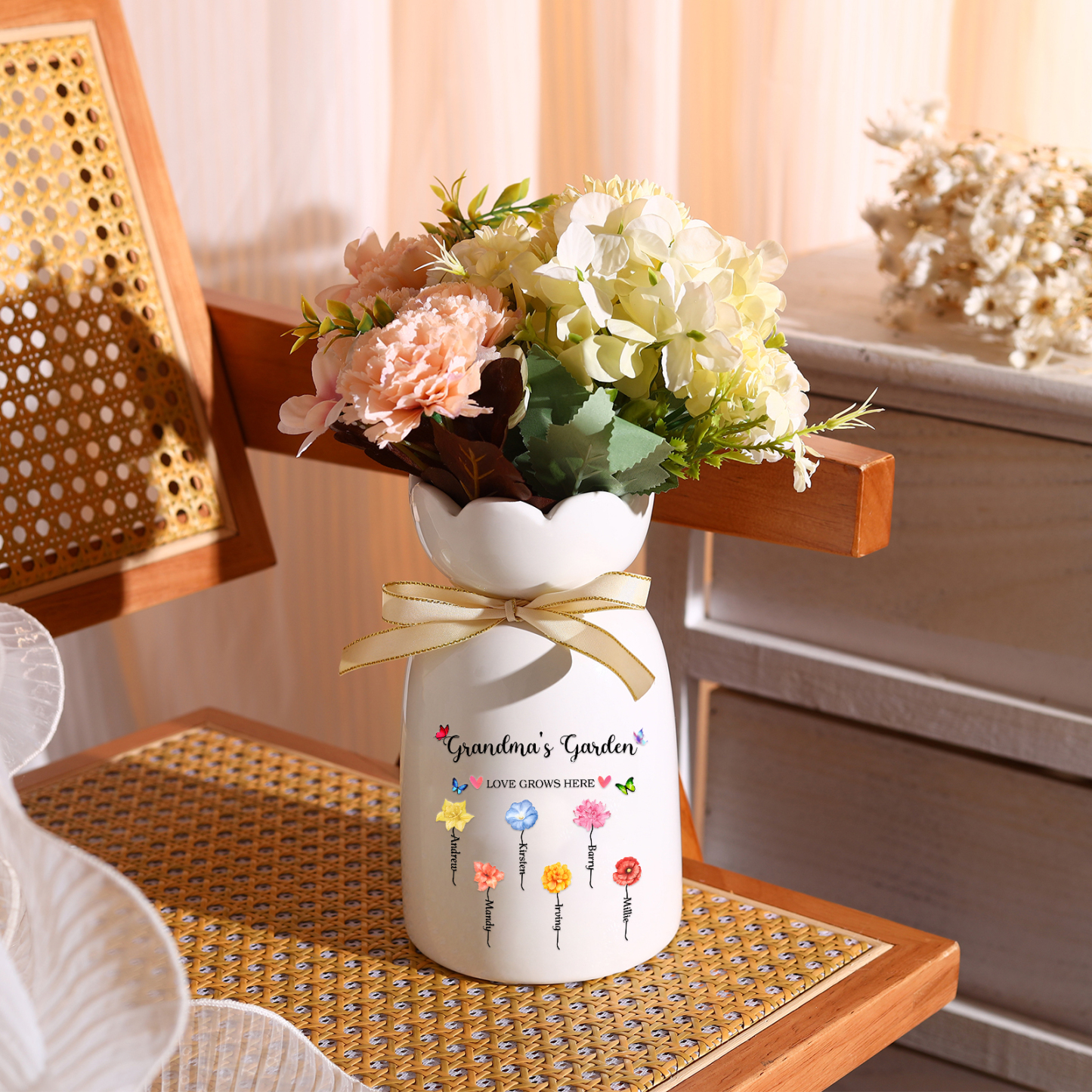 Personalised Flower-Top Ceramic Vase with 2-6 Names, Birth Flowers & C