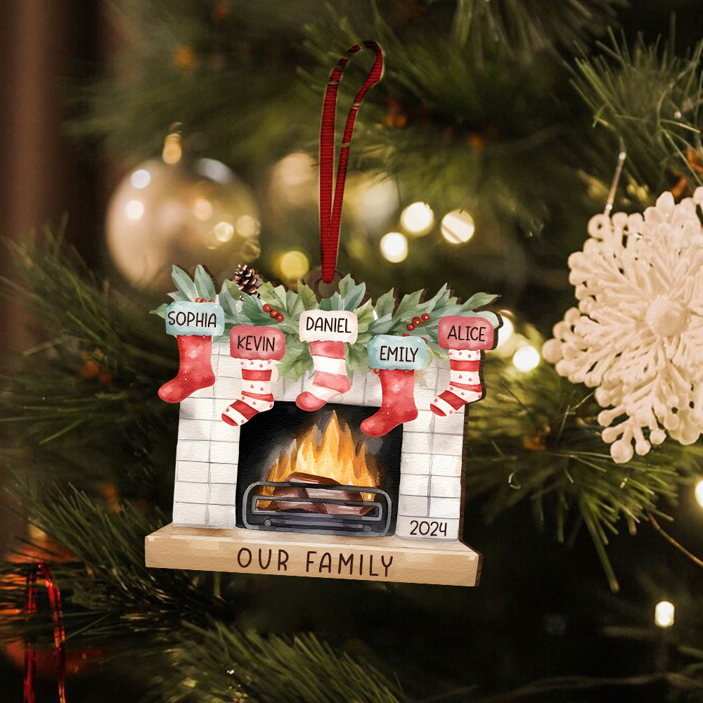 Personalised Family Christmas Hanging Ornament - Custom 5 Names & 1 Year & 1 Text Fireplace Decoration for Family | Jessmade