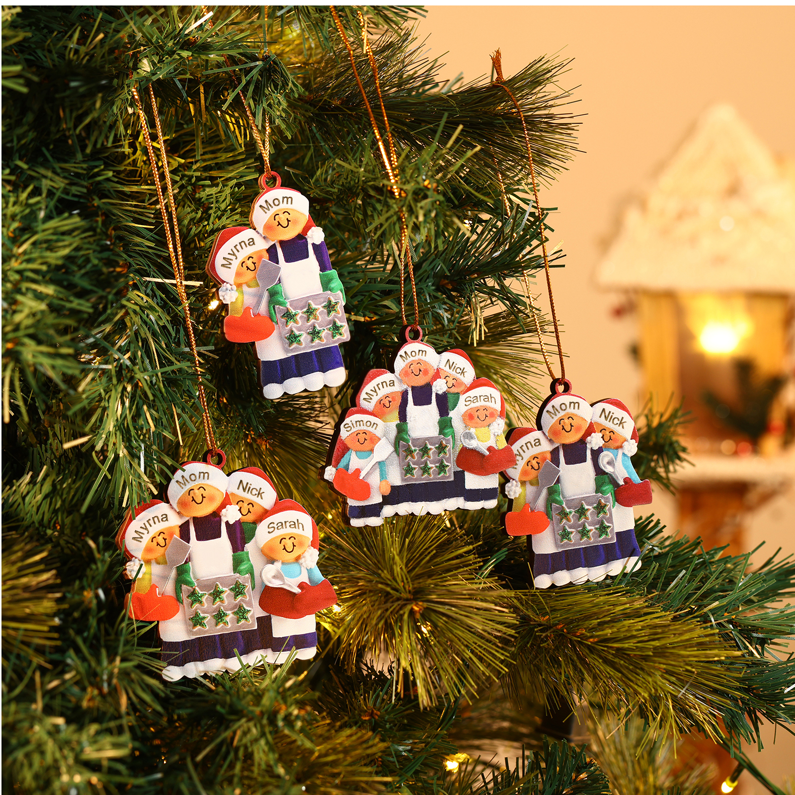 Personalised Family Christmas Ornament - Custom 2-5 Names Wooden Decoration Gift for Family | Jessemade