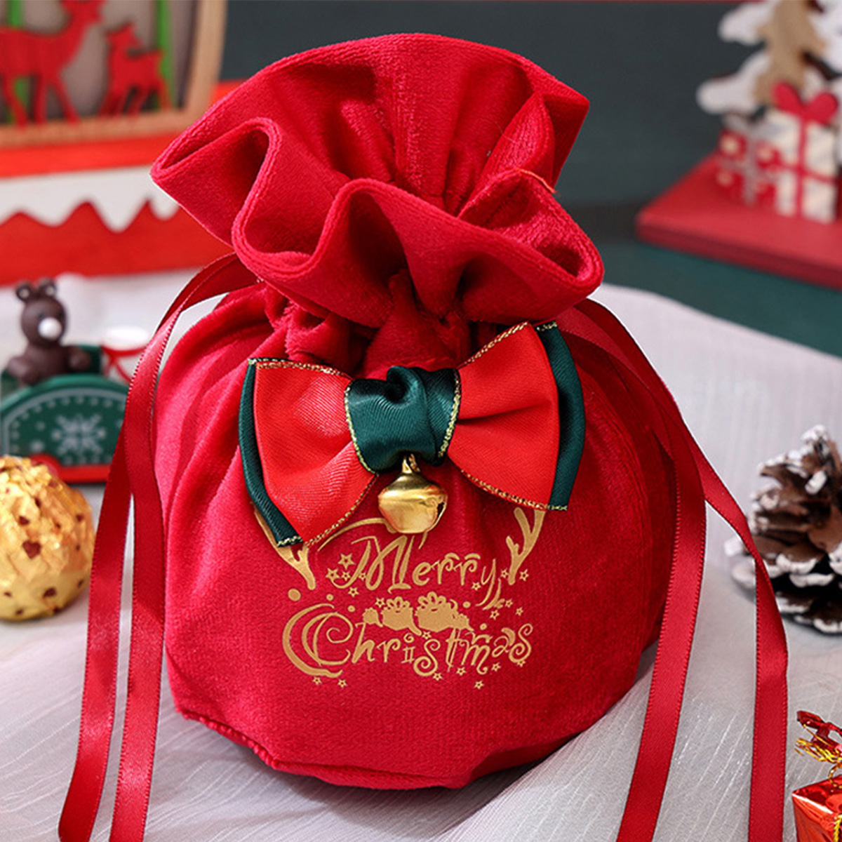 Festive Christmas Gift Bag with Bell & Bow for Family Gifts