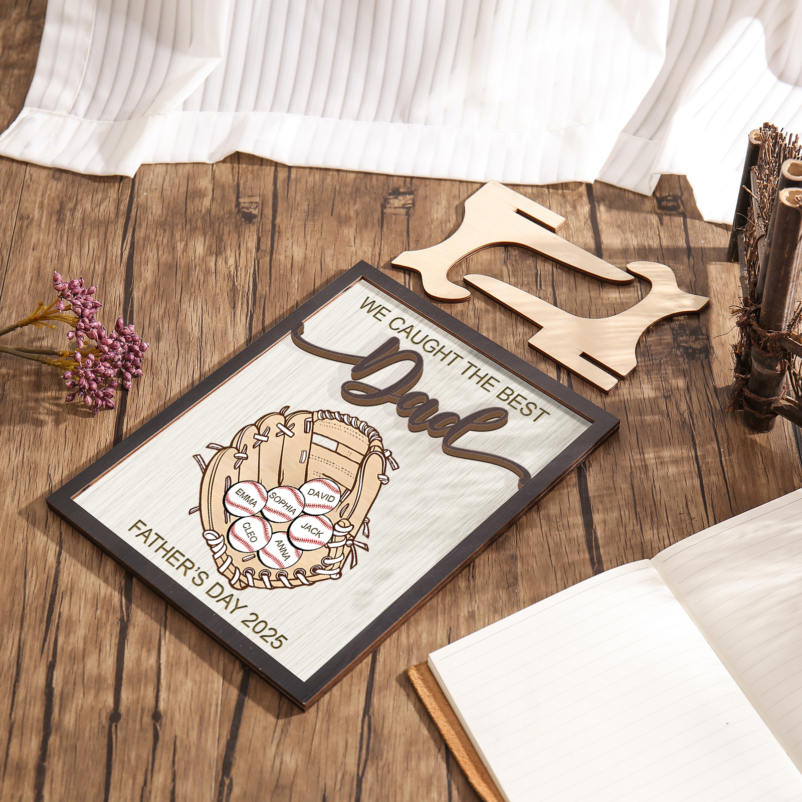 Personalised Wooden Plaque – “We Caught the Best Dad” Baseball Design 2 Texts & 6 Names | Jessemade