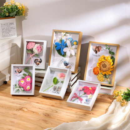 Personalised 3D Tulip Crochet Flower Photo Frame