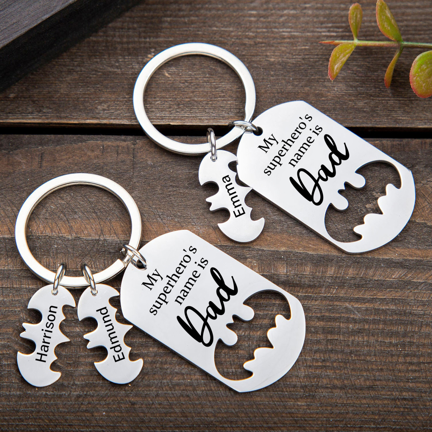 1 Names -Personalised Bat Keyring Father Keyring Gifts for Batman Dad - My Superhero's Name Is Dad