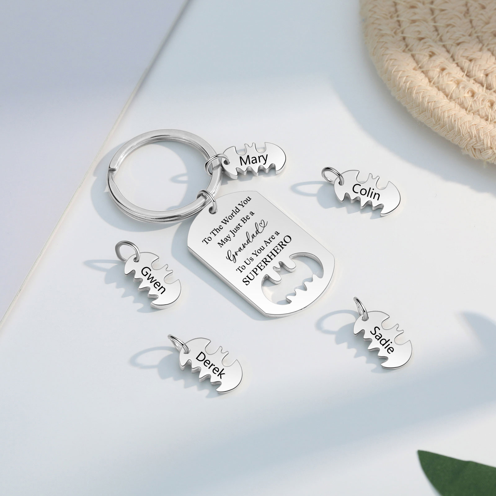 5 Names - Personalized Keychain Custom 5 Names Stainless Steel Keychain for Grandad