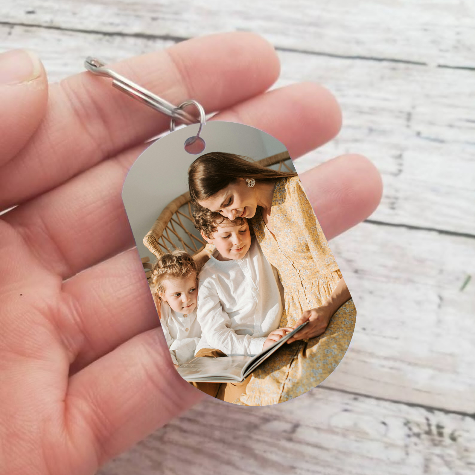 Personalised Keyring with Custom Photo & 6 Names Stainless Steel Keyring Gift for Mum | Jessemade