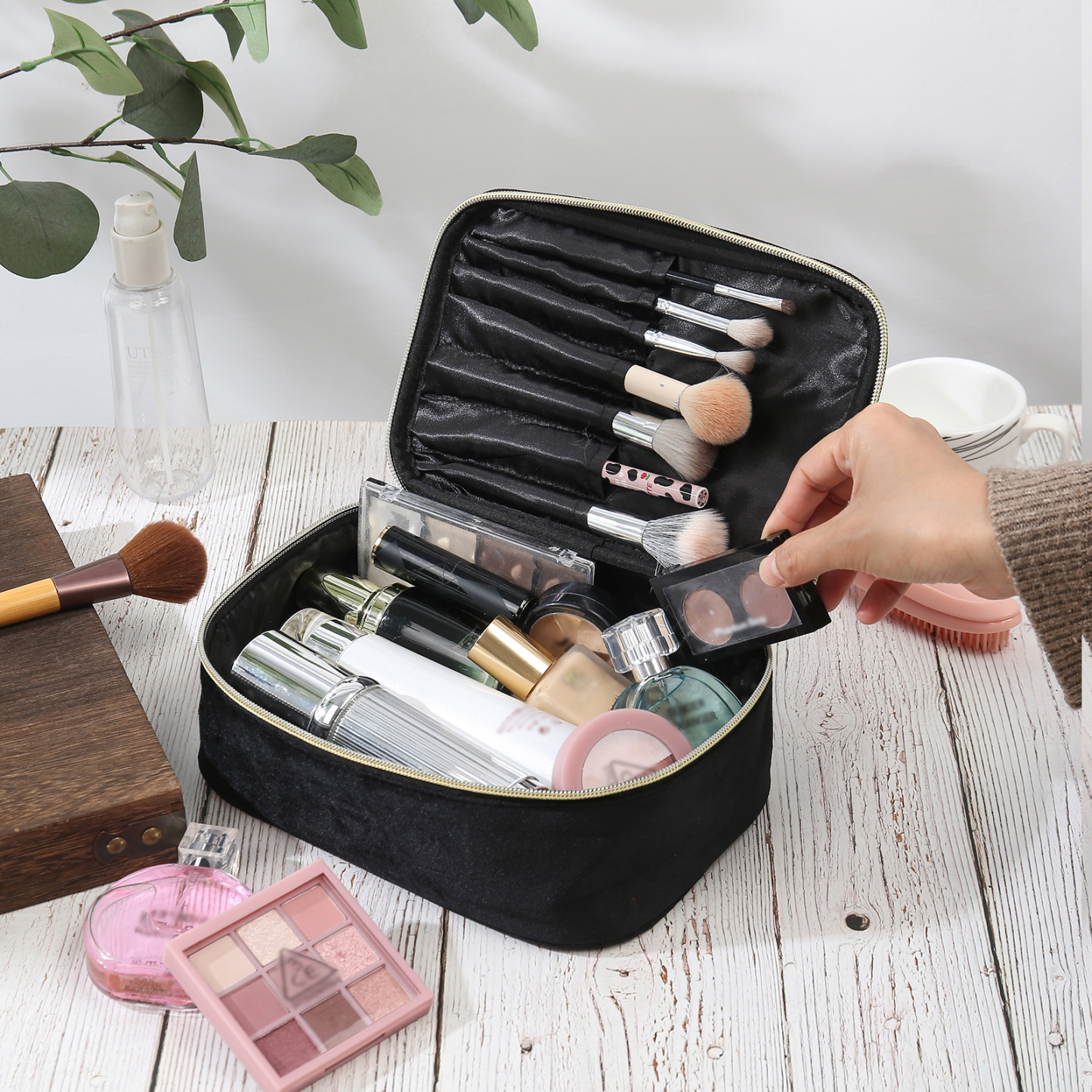 Custom Name and Birthflower Flannel Personalised Travel Cosmetic Makeup Bag - Bridesmaid Wedding Gift for Ladies