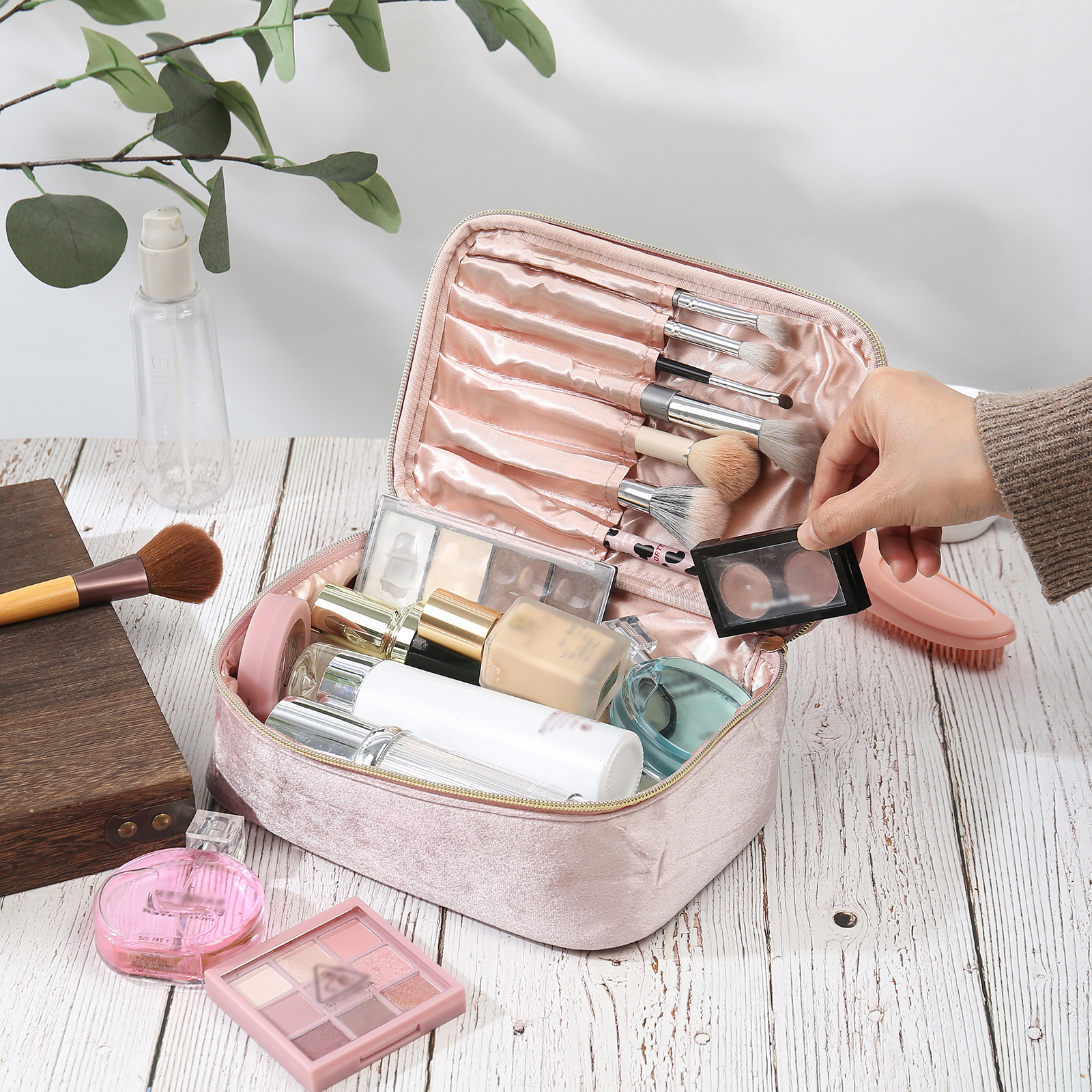 Custom Name and Birthflower Flannel Personalised Travel Cosmetic Makeup Bag - Bridesmaid Wedding Gift for Ladies