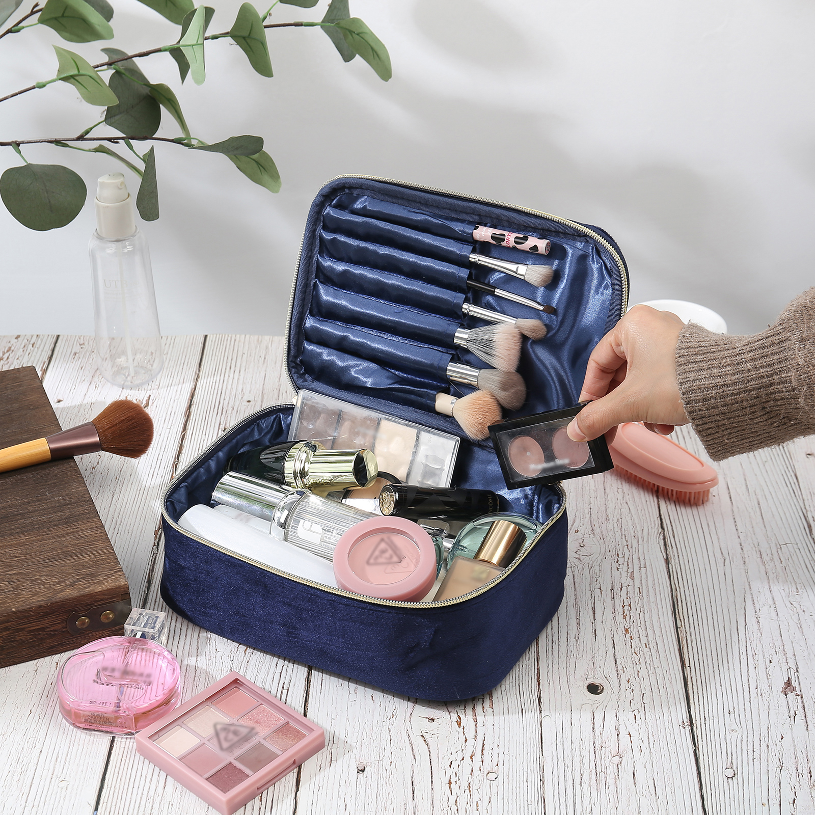 Custom Name and Birthflower Flannel Personalised Travel Cosmetic Makeup Bag - Bridesmaid Wedding Gift for Ladies