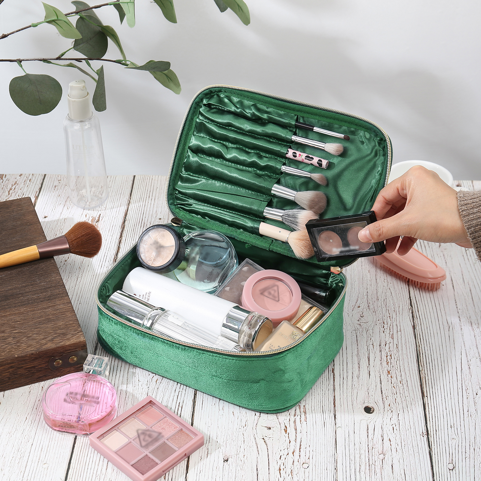 Custom Name and Birthflower Flannel Personalised Travel Cosmetic Makeup Bag - Bridesmaid Wedding Gift for Ladies