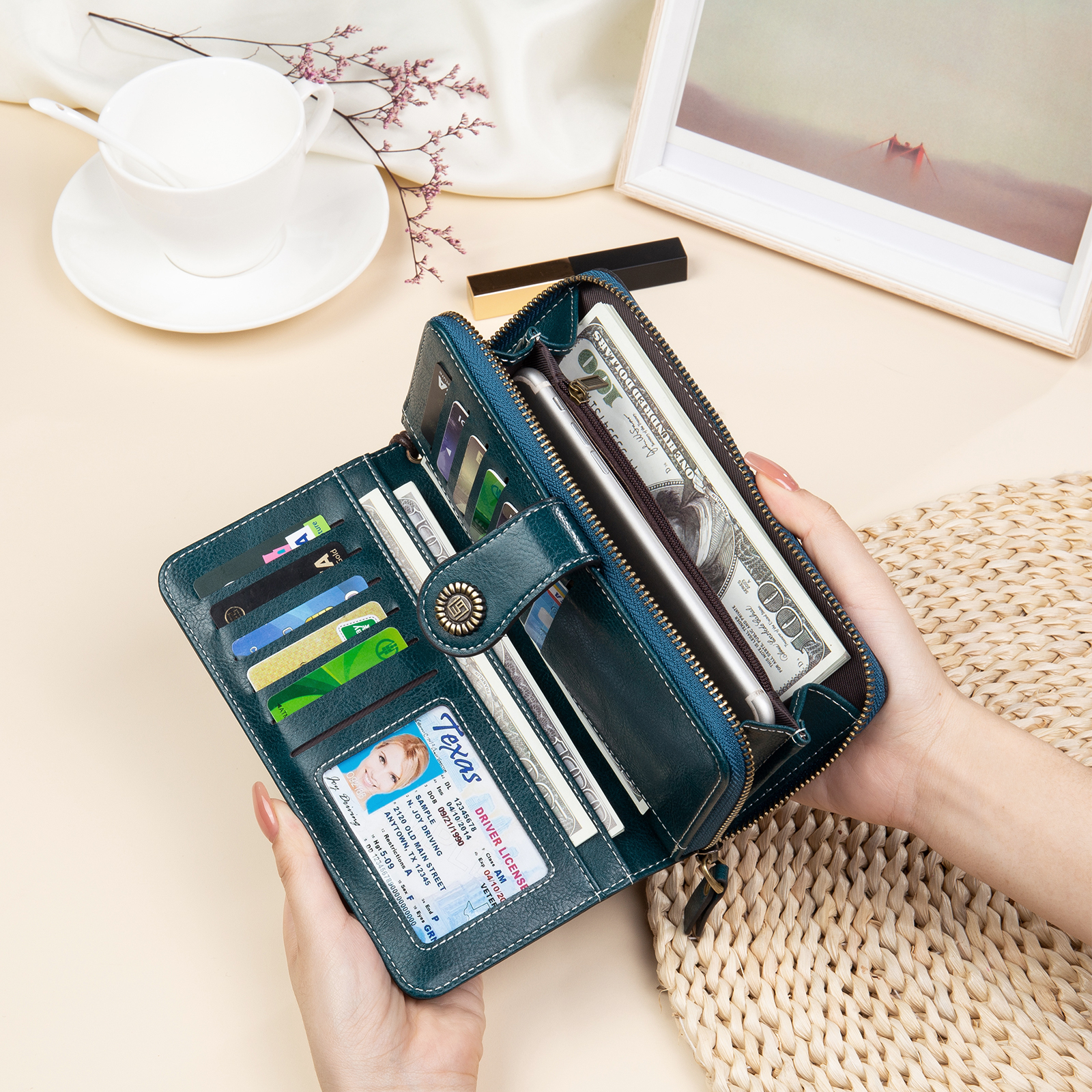 Custom Purse-4 Colors Unisex Purse Personalised Leather Wallet Engraving Names Zip Wallet Gifts for Men Women