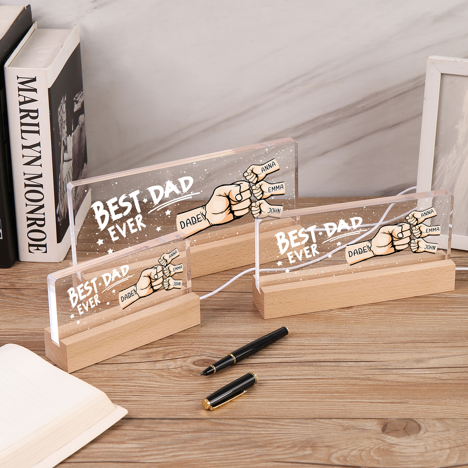 4 Names - Personalised Fist Bump Lamp - Best Dad Ever - Father's Day Gift for Dad