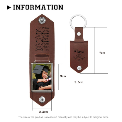 2024 Graduation Gifts - Personalised Name & Year Flip Leather Keyring Customized Photo Keyring Gift for Her/Him