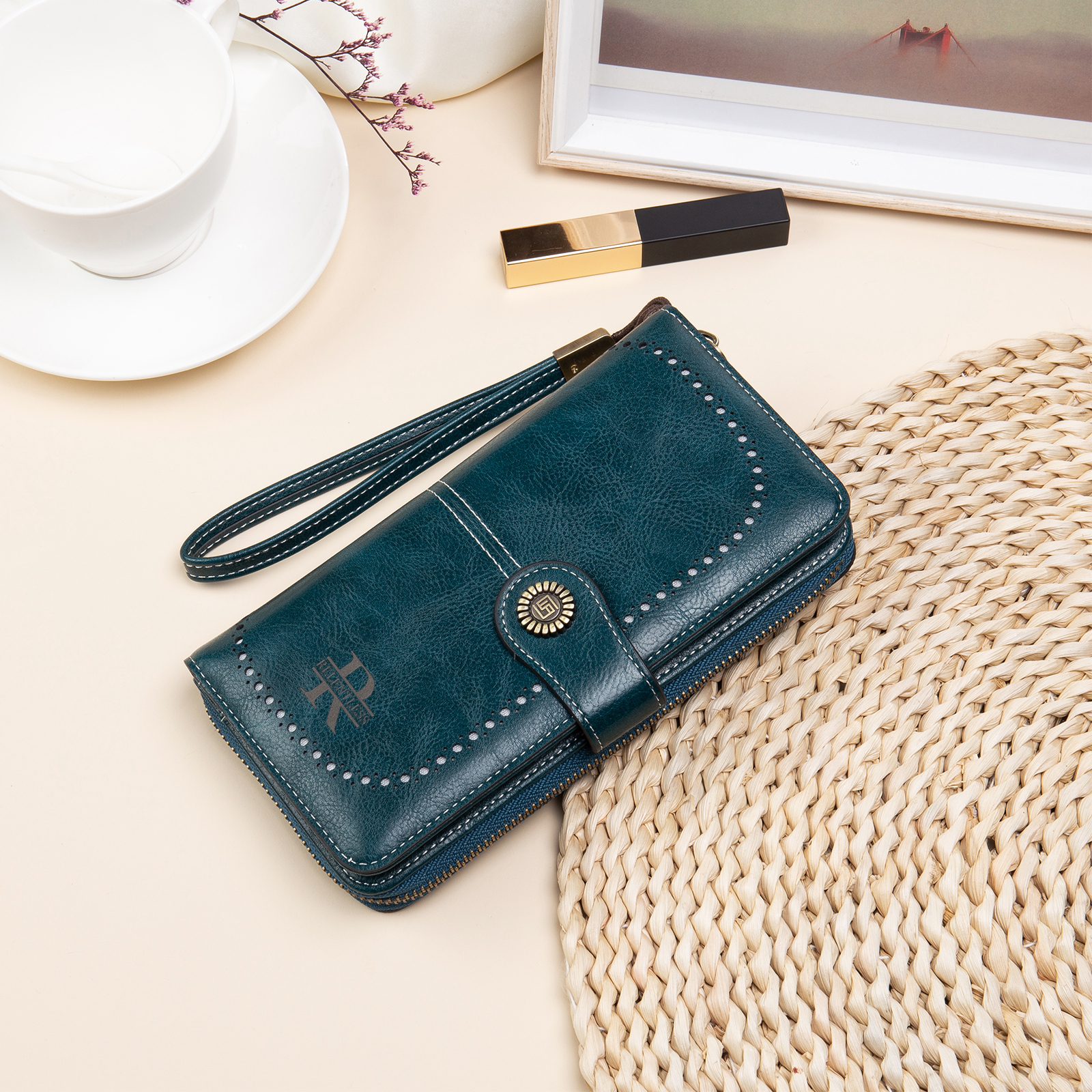 Custom Purse-4 Colors Unisex Purse Personalised Leather Wallet Engraving Names Zip Wallet Gifts for Men Women