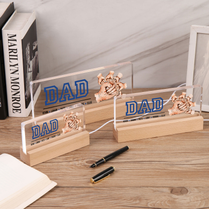 6 Names - Personalised Fist Bump Table Lamp - Dad's Dream Team - Father's Day Gift for Dad
