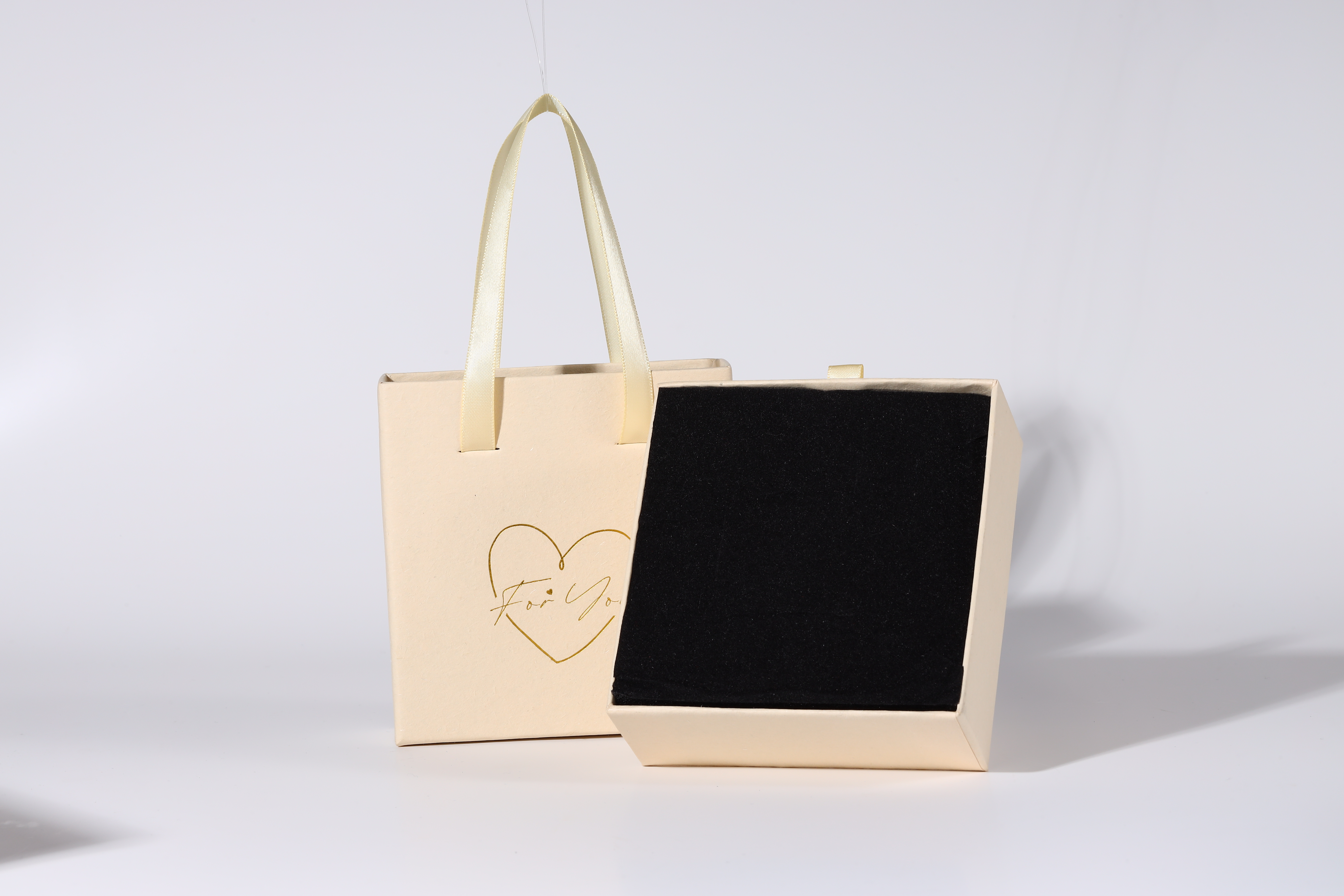 Jessemade Exquisite Gift Box