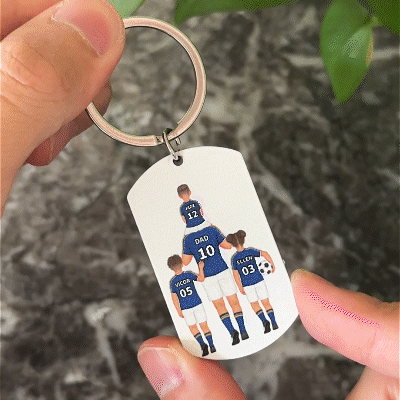 1-3 Names-Personalised Dad's Football Team Fist Keychain Custom Names Gift For Dad/Grandad