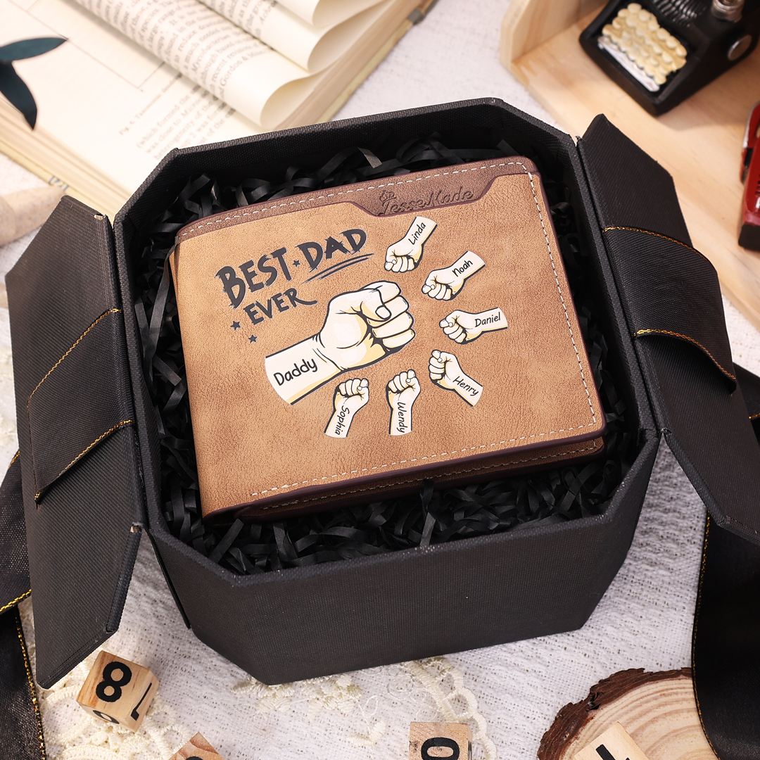 7 Names - Personalised Fist Bump Pattern Custom Text Leather Men's Wallet as a Father's Day Gift for Dad