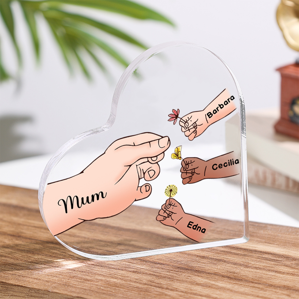 Customized 1-8 Names, Small Hand-held Flower Acrylic Heart-shaped Decorative Brand Plaque Decoration for Mum