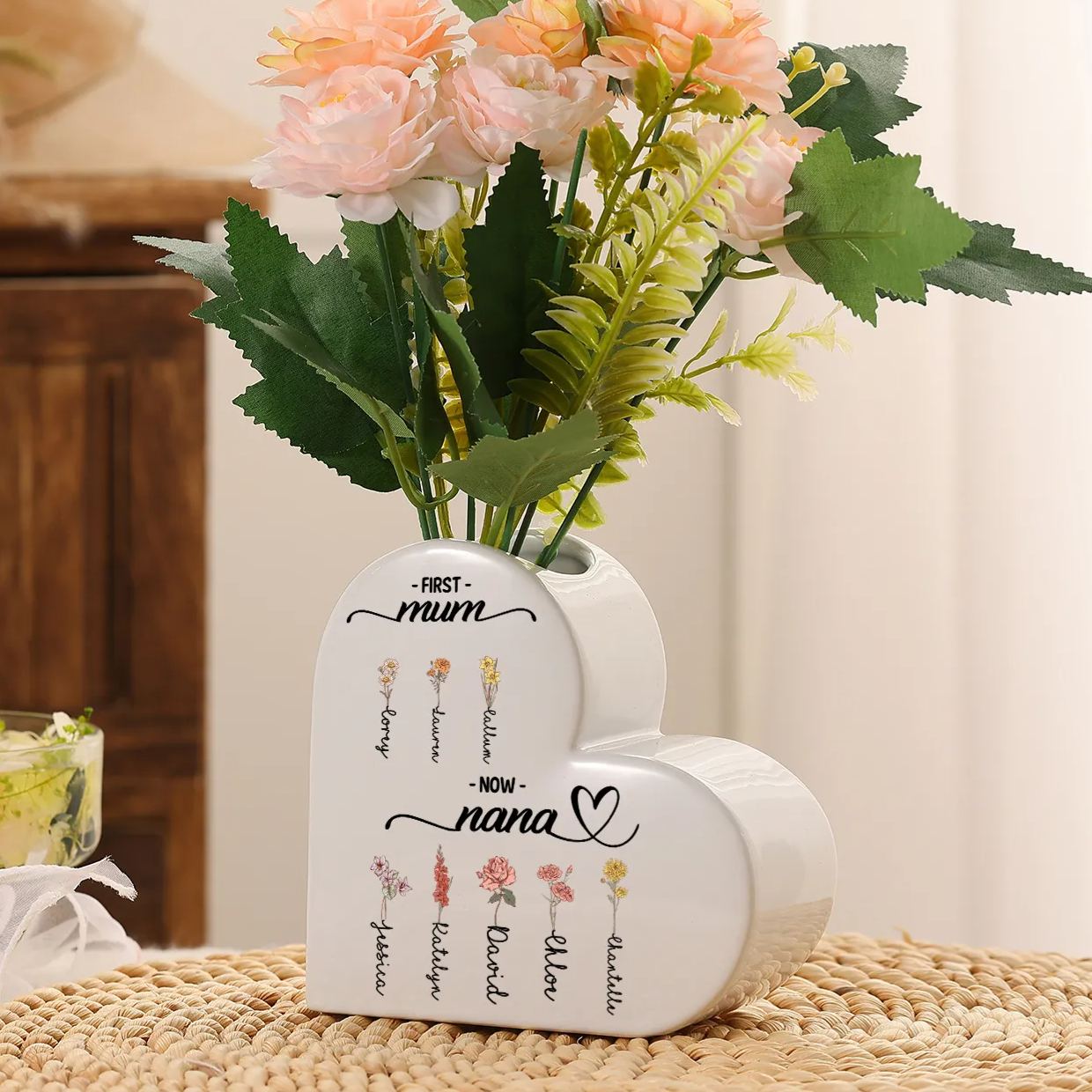 Personalised Vase Heart-Shaped Ceramic Mum to Nana