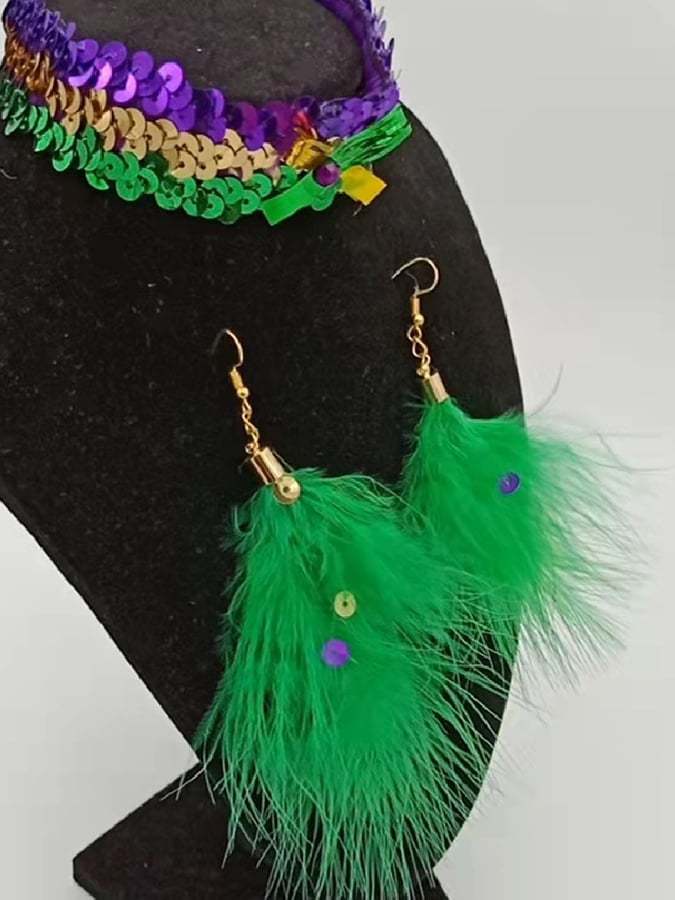 Women's Carnival Party Green Feather Fashionable Versatile Temperament Light Luxury Earrings-POIULTD