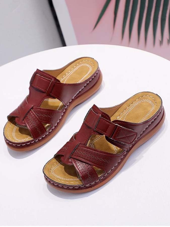 The Latter Slope Heel Hollow Slippers Female Casual One Kicking Sewing Slope And Striped Sand Slippers-POIULTD
