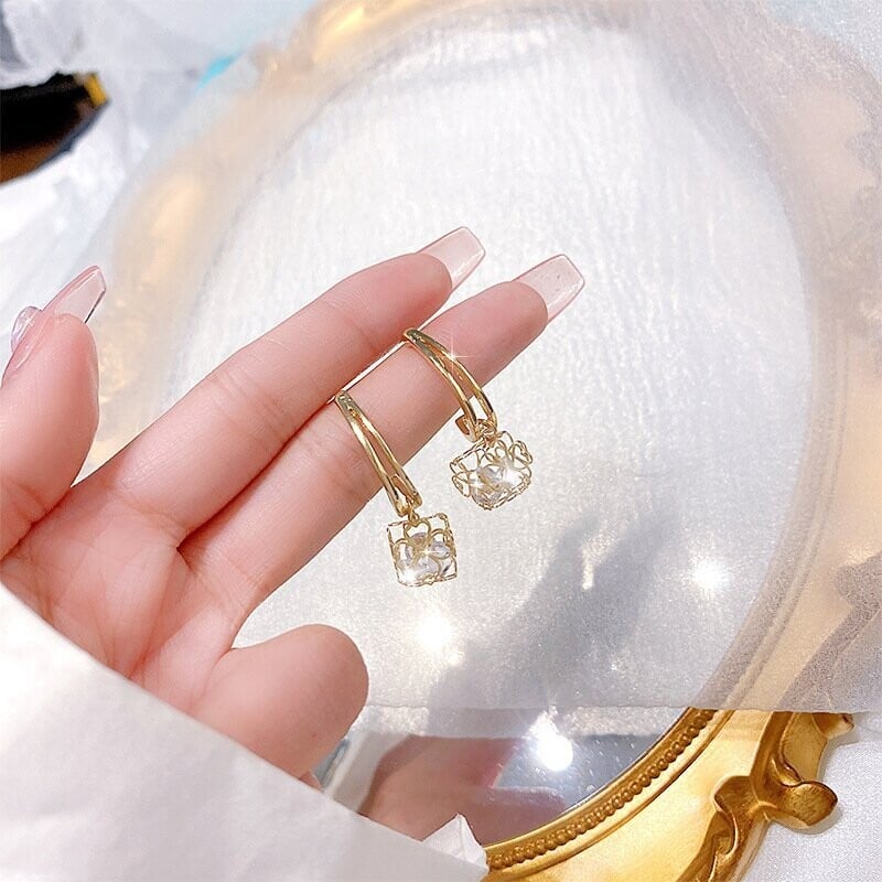 Fashion Four-leaf Clover Zircon Earrings-POIULTD