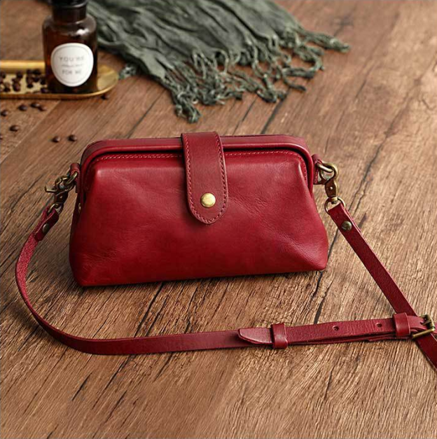 🔥CHRISTMAS PRE-SALE 48% OFF👜PREMIUM RETRO HANDMADE BAG🎁-POIULTD