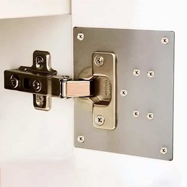 Repair piece for side hinge plate