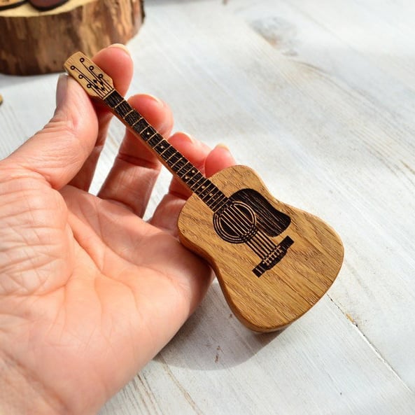 ⏰LAST DAY 49% OFF🎁Wooden Acoustic Guitar Pick Box🎸-POIULTD