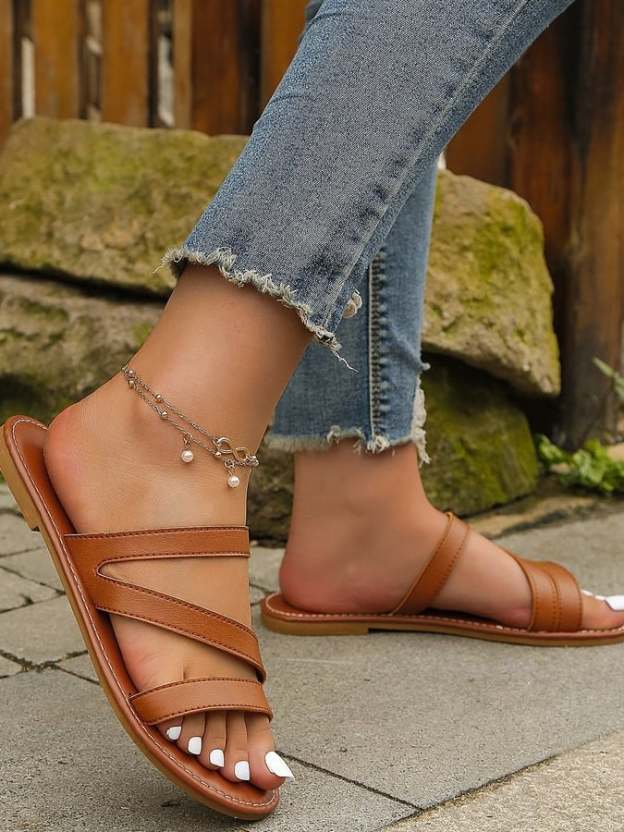 New Fashion And Comfortable Leisure Ladies Wearing One Word Three With Flat Slippers Women-POIULTD