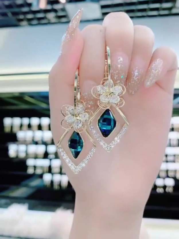 (🌸New Spring) Blue Crystal Petal Earrings-POIULTD
