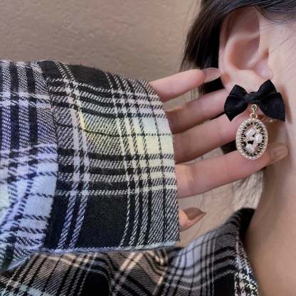 Bow Oval Pearl Earrings-POIULTD